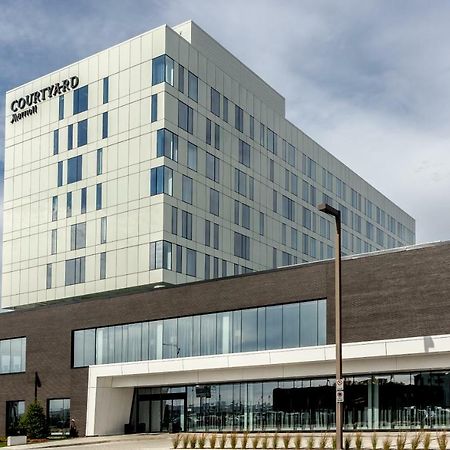 Courtyard By Marriott Quebec City Hotel Bagian luar foto