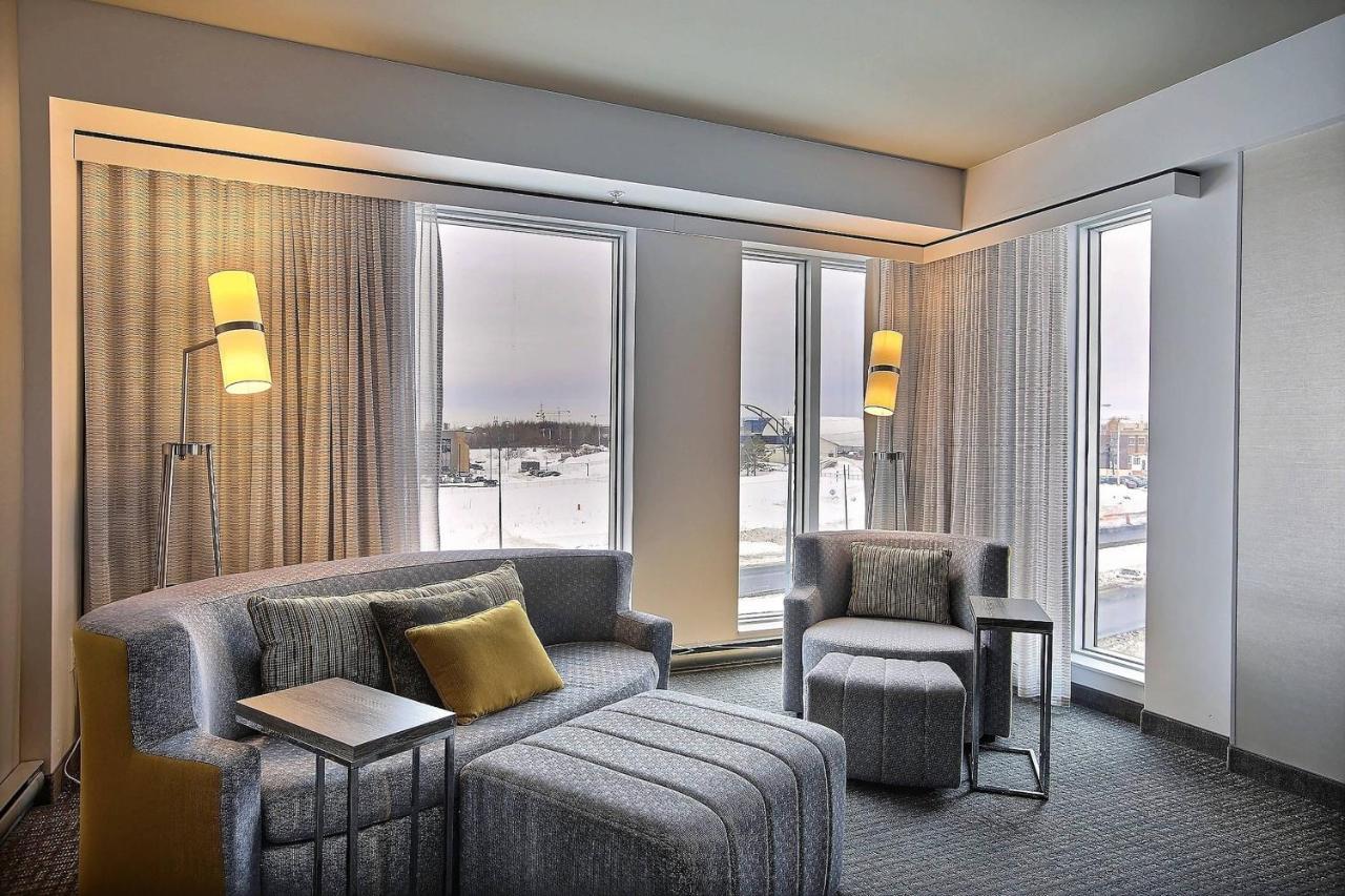 Courtyard By Marriott Quebec City Hotel Bagian luar foto